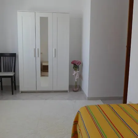 Moderno E Luminoso Ad *